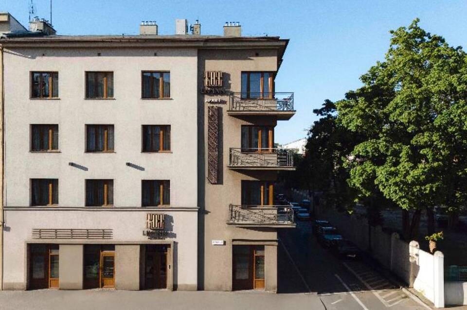 Liv'Inn Aparthotel 5