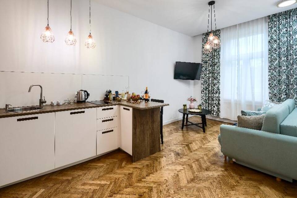 Platinum Aparthotel 5