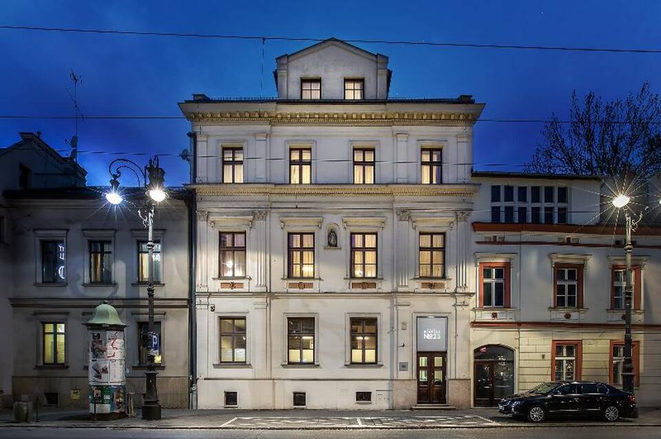 No. 23 Premium Aparthotel 1