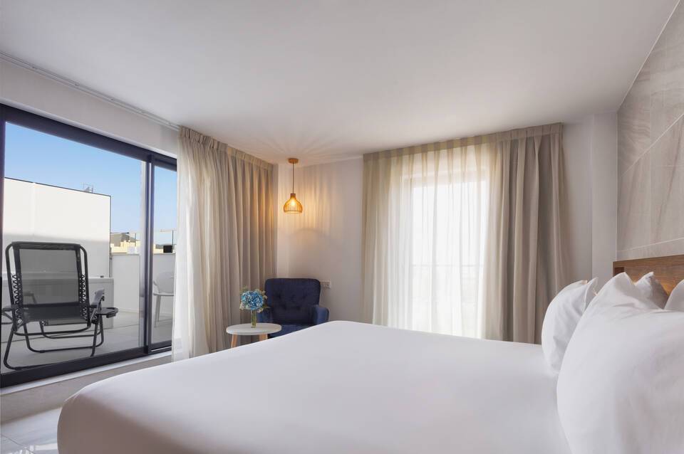Eurostars Puerto de Ibiza 5