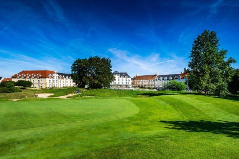 Staycity Aparthotels Near Disneyland Paris 4