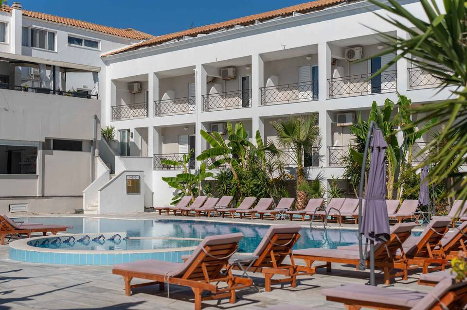 Mojo Hotel 1
