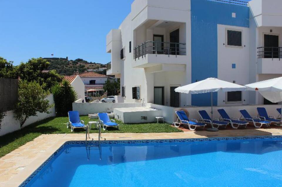 Vicentina Aparthotel 3