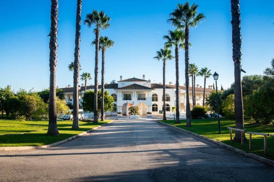 Colina Verde Golf & Sports Resort 3
