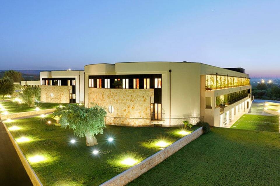 Grand Hotel La Chiusa di Chietri 1