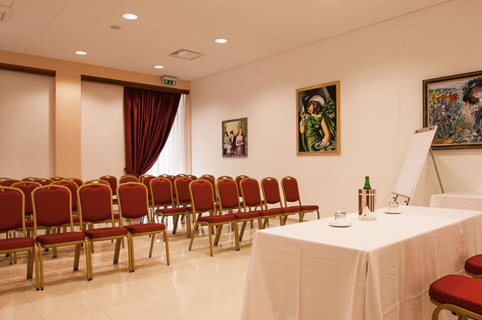 Grand Hotel La Chiusa di Chietri 3