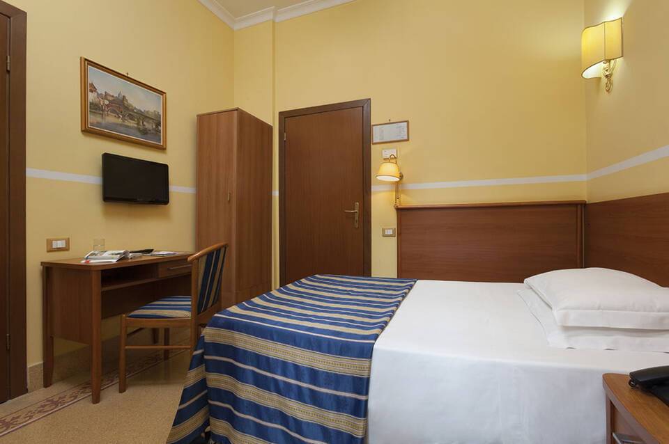 The Kennedy Hotel 2