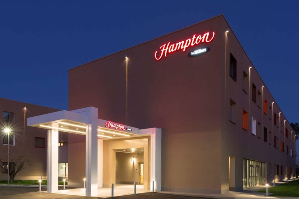Hampton by Hilton Rome East 1