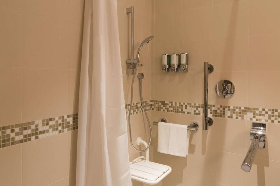 Hampton by Hilton Rome East 4