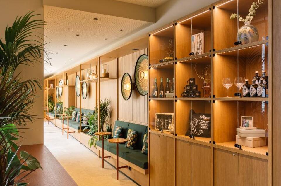 Hotel Schani City 4