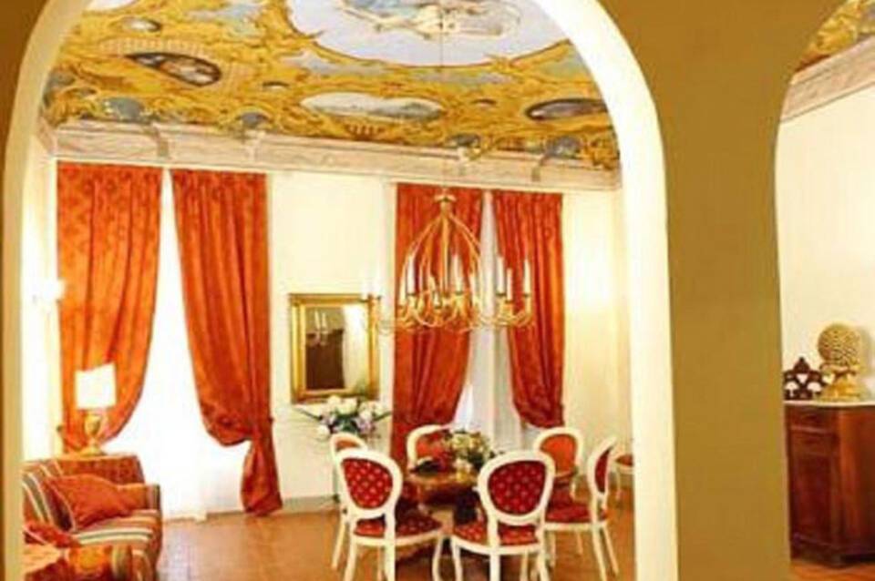 Palazzo dei Ciompi 3