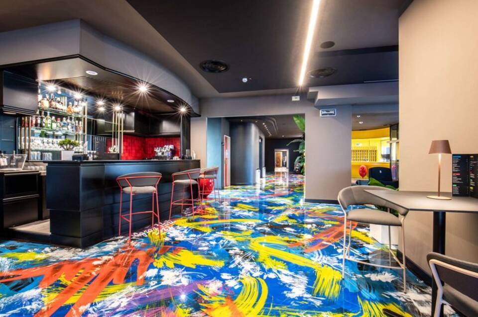 Muraless Art Hotel 5