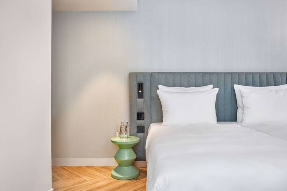 H4 Hotel Wyndham Paris Pleyel Resort 1