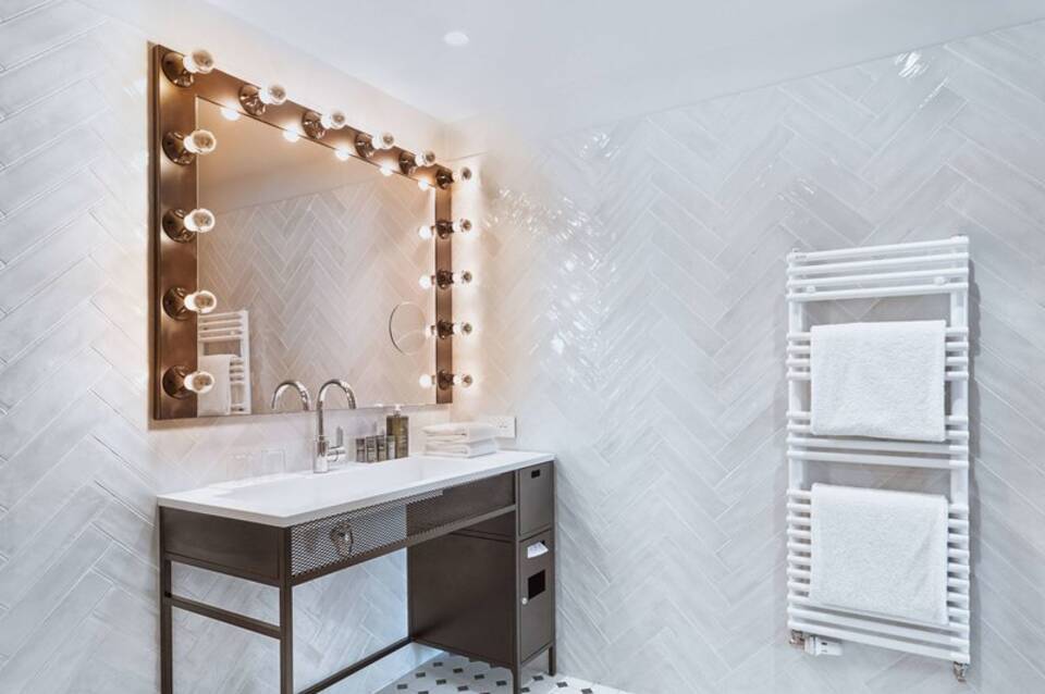 H4 Hotel Wyndham Paris Pleyel Resort 2
