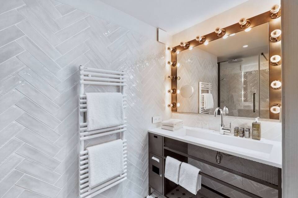 H4 Hotel Wyndham Paris Pleyel Resort 4