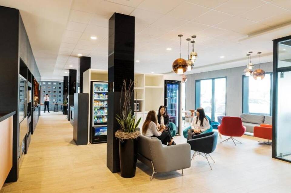 B&B HOTEL Zurich Airport Rumlang 4