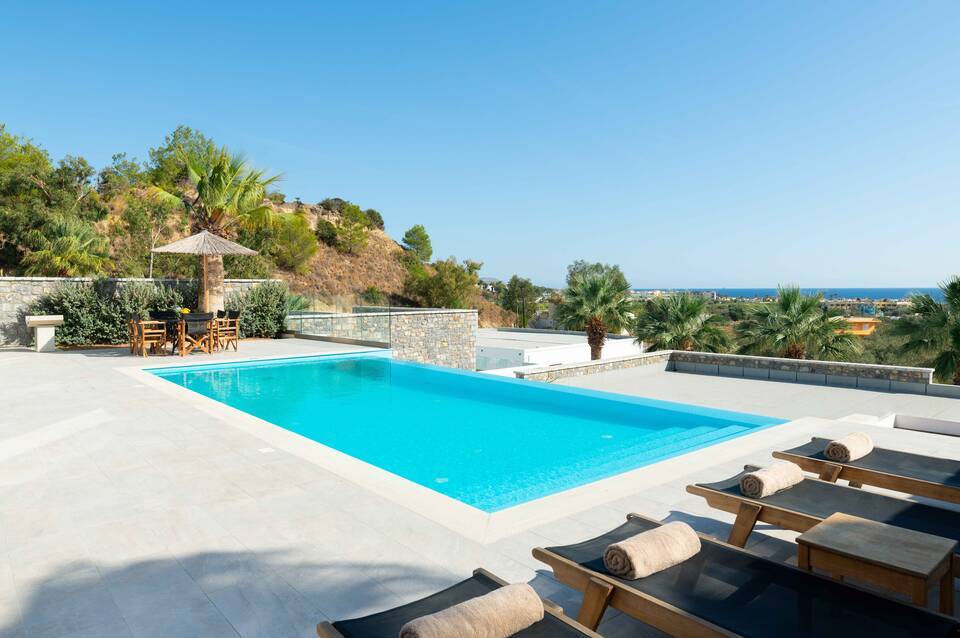 Terra Pietra Luxury Villas 1