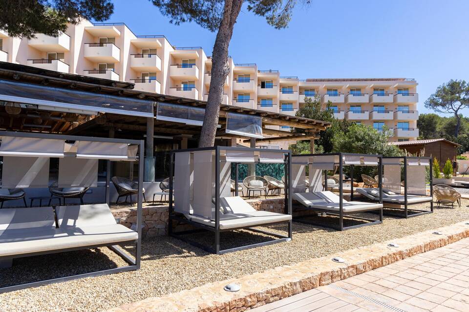 Invisa Hotel Club Cala Verde 4