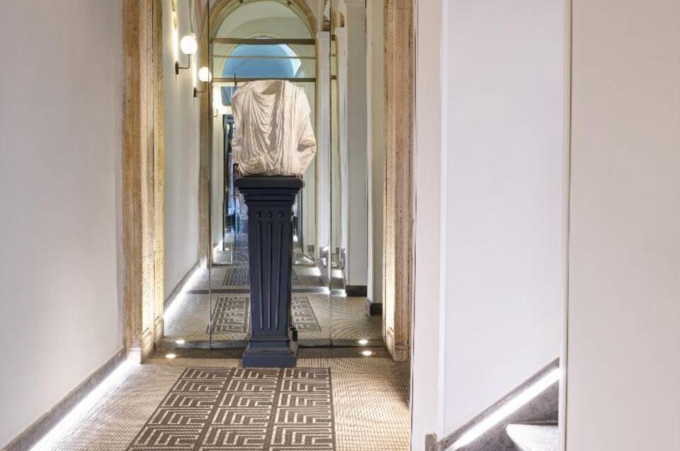 Navona Palace Luxury Inn 3