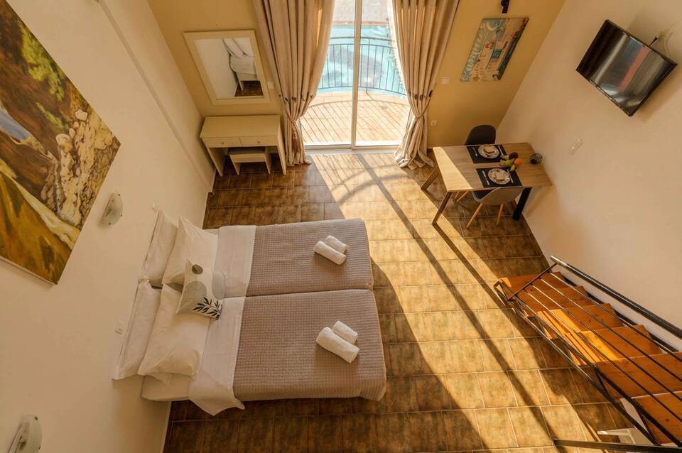 Ilios Mare Hotel 5