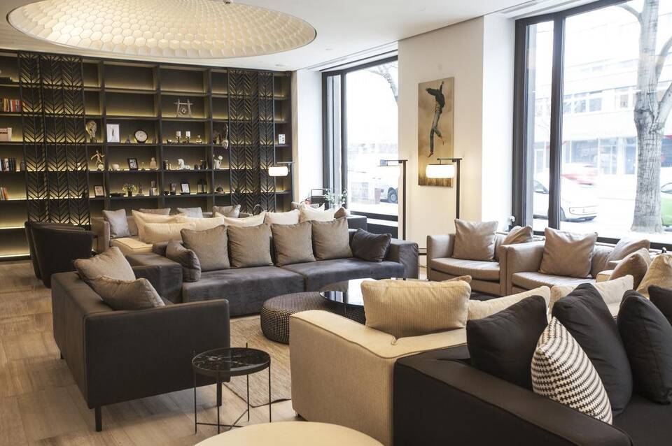 Quentin XL Potsdamer Hotel 5