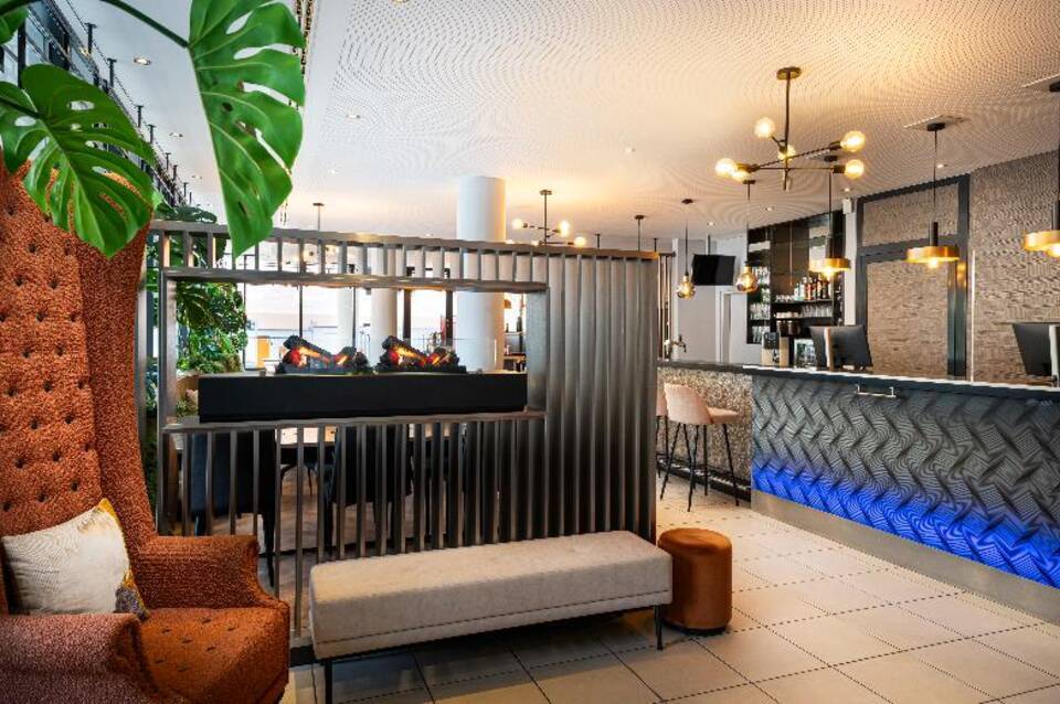 Leonardo Hotel Salzburg City Center 3