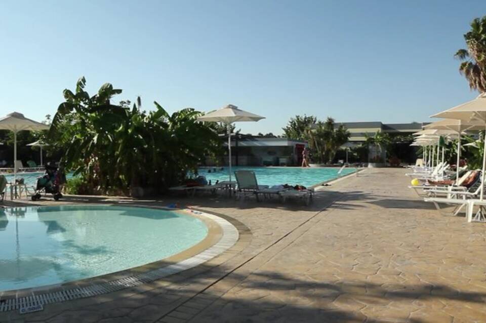 Sun Palace Resort & Spa 1