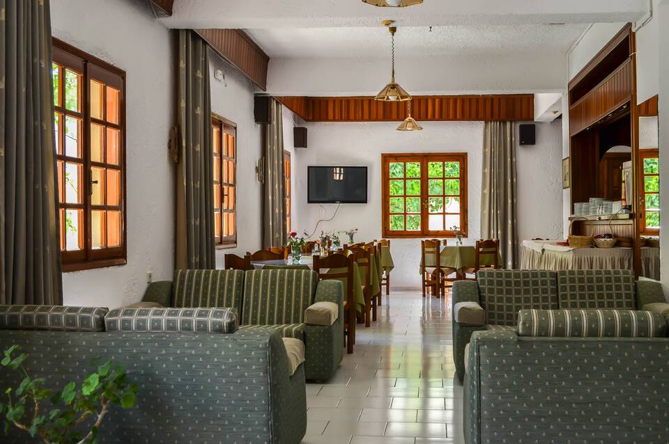 Sunlight Hotel 4