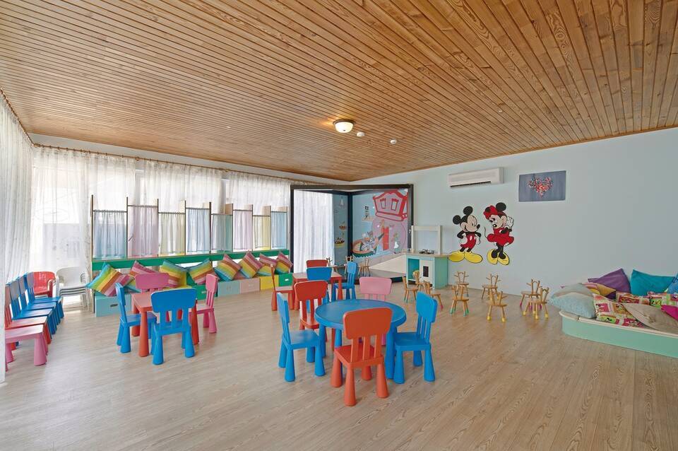 Quattro Family Club Dem Hotel 5