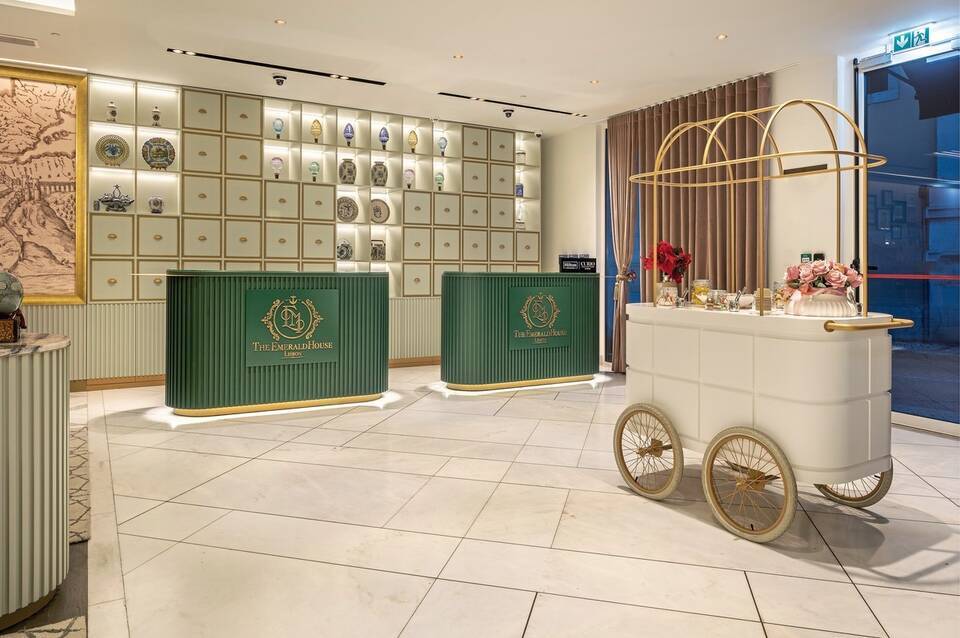 The Emerald House Lisbon, Curio Collection by Hilton 3