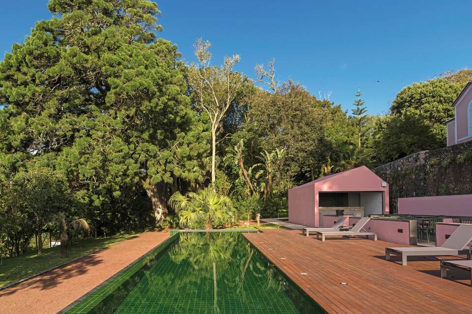 Solar dos Cantos Botanic House & Garden 1