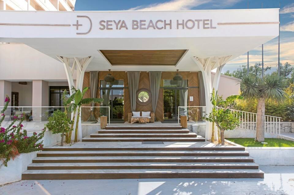Design Plus Seya Beach Hotel 3