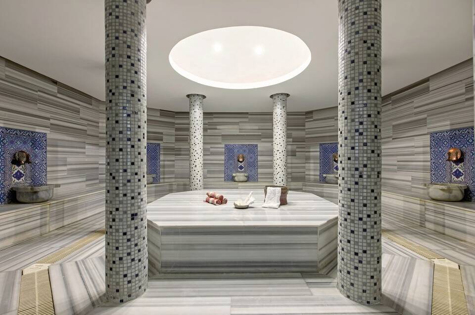 Design Plus Seya Beach Hotel 4