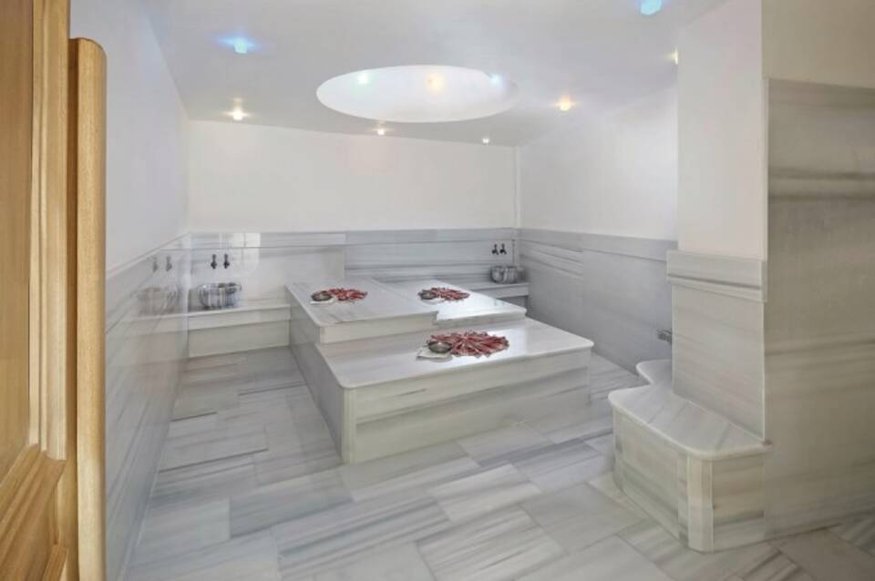 Lalila Blue Suites 4