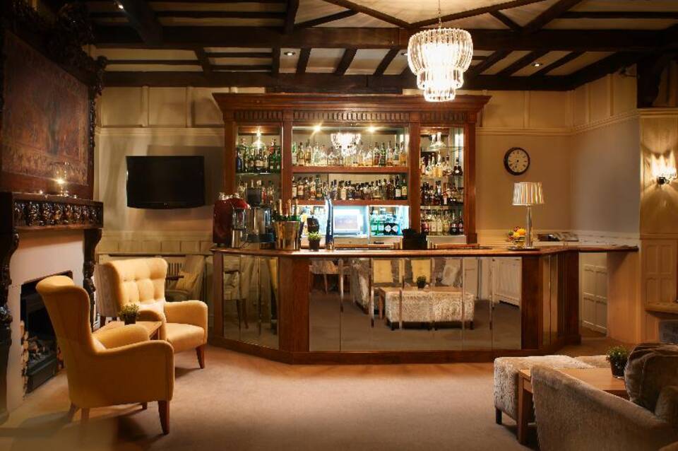The Manor Elstree 3