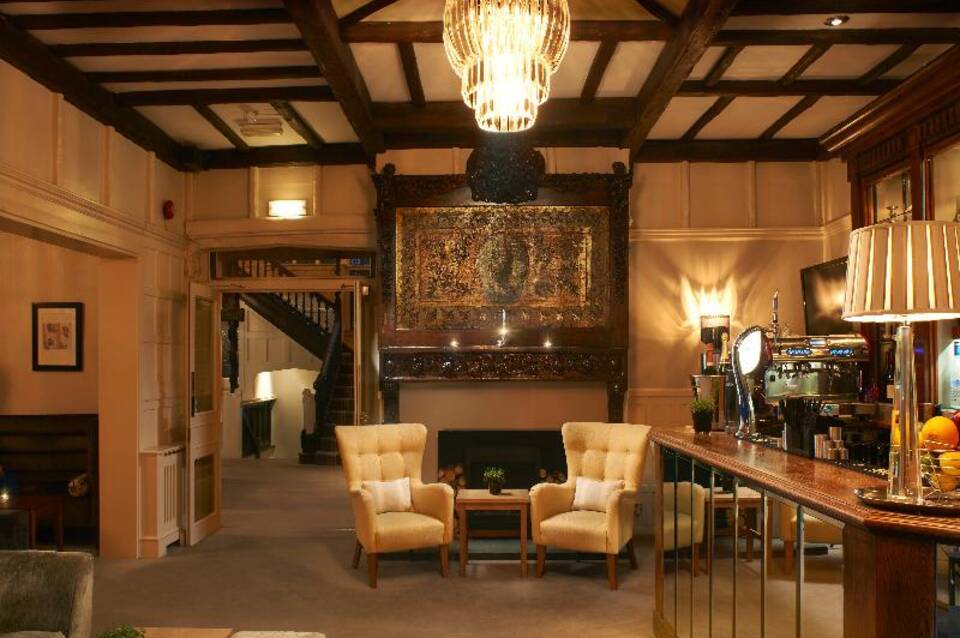 The Manor Elstree 4
