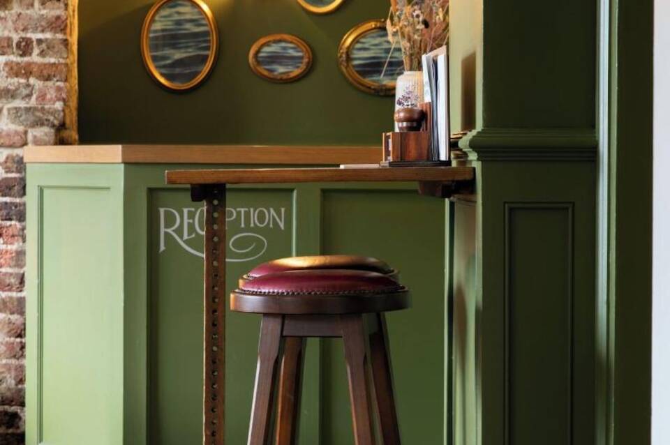 The Pilot Inn 4