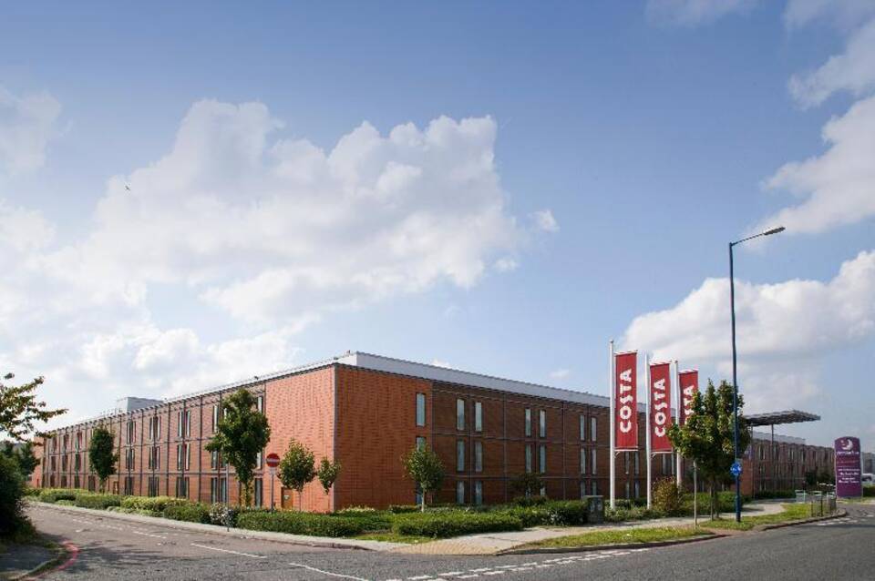 Premier Inn London Heathrow Airport Bath Road 4