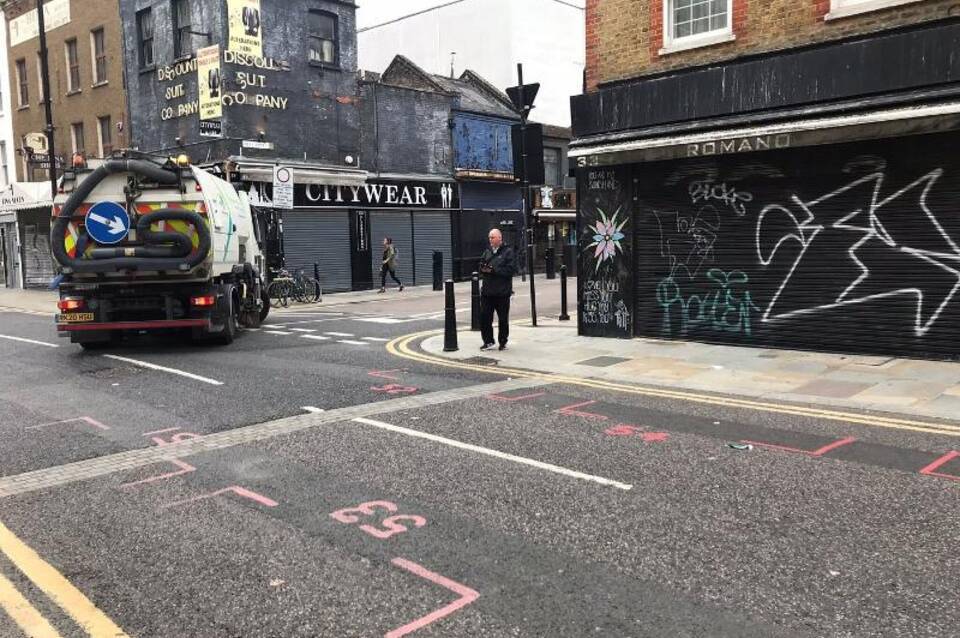 Whitechapel Grand 1
