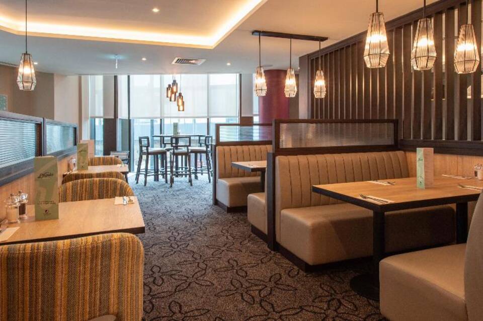 Premier Inn London Canary Wharf (Westferry) 3