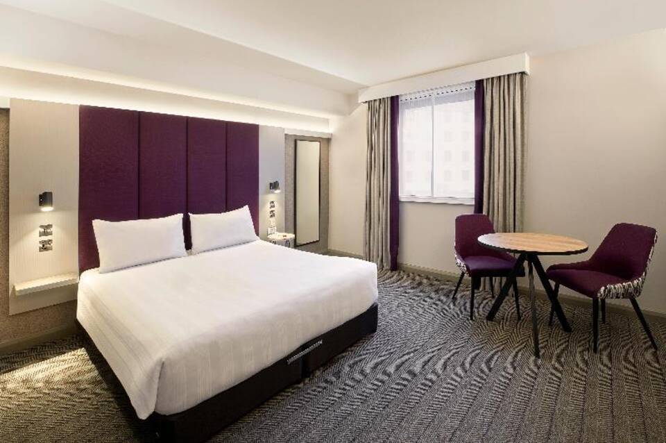 Premier Inn London Waterloo Lambeth Road Hotel 5