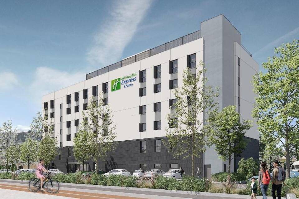 Holiday Inn Express & Suites Barcelona Sabadell 2