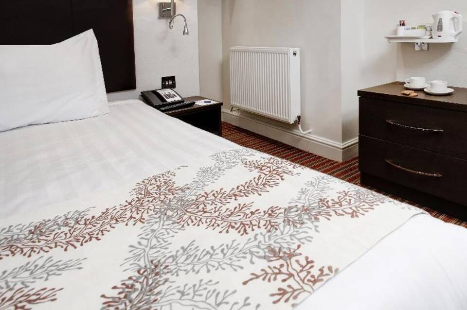 Spark by Hilton London Chiswick 1