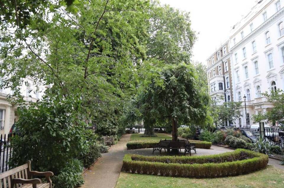 12 London Street Apartments 1