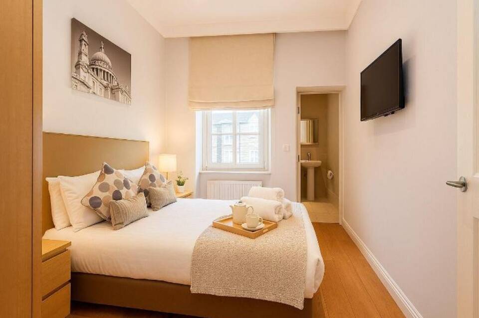 12 London Street Apartments 2