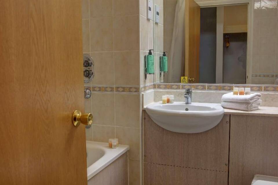 The Watermill Hotel, Sure Hotel Collection by Best Western 4
