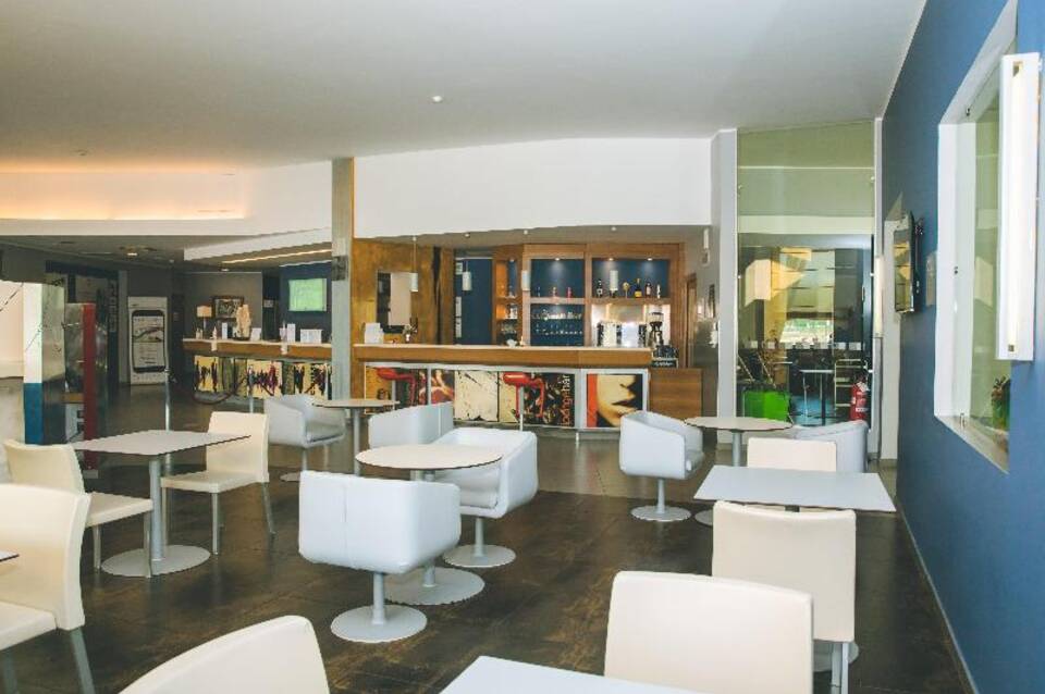 Holiday Inn Express Milan - Malpensa Airport 4