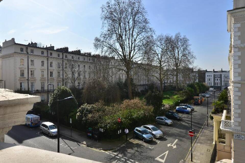 Royale Chulan Hyde Park London 2