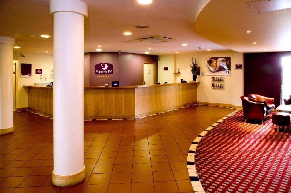 Premier Inn London Docklands (Excel) Hotel 3
