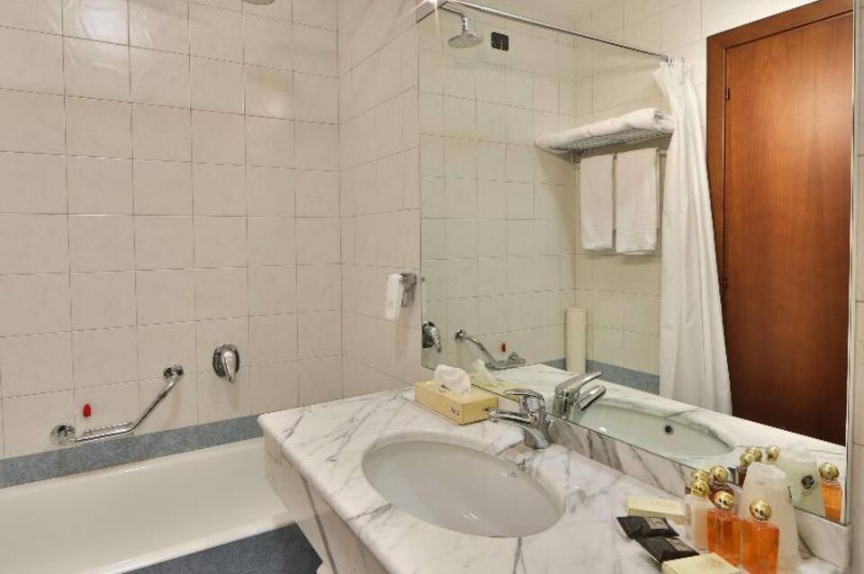 Best Western Hotel Cavalieri della Corona 4